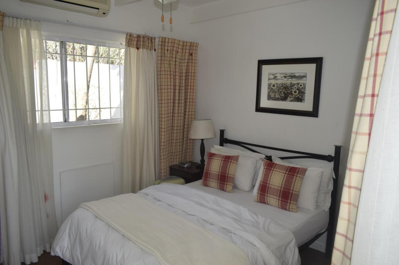 Hotel Lala Nathi Midrand Exteriér fotografie